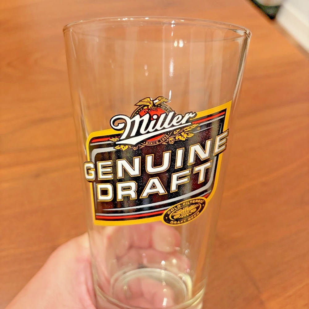 Miller Genuine Draft Beer Pint Glass Barware Brewery Vintage y2k USA Made